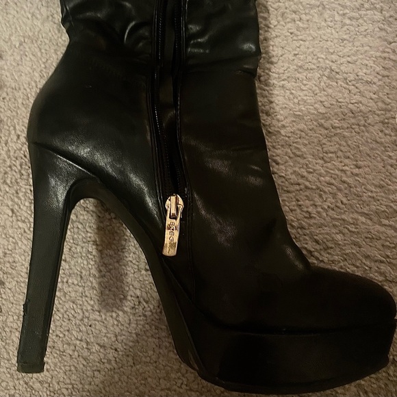 BCBG over the knee Boots🔥 Black Platform 5”heels - Picture 2 of 3